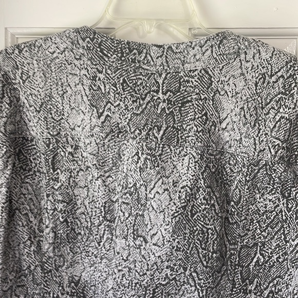 Ruby Rd. Snake Print Jacket - Picture 8 of 9